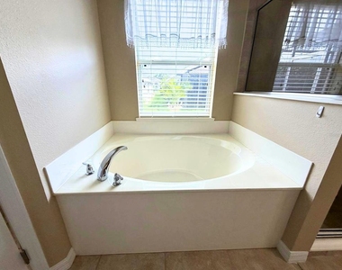 3939 Baldwin Lane - Photo Thumbnail 32