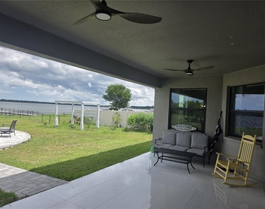 531 Sanctuary Boulevard - Photo Thumbnail 16