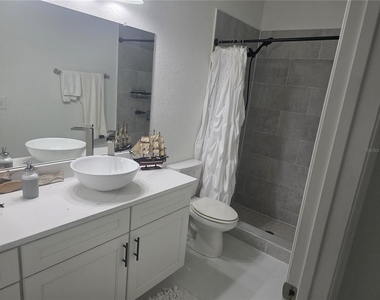 531 Sanctuary Boulevard - Photo Thumbnail 14