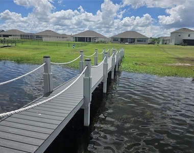 531 Sanctuary Boulevard - Photo Thumbnail 19