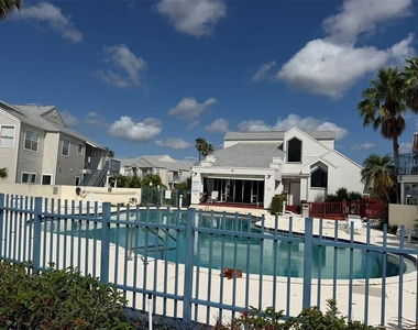 2524 Woodgate Boulevard - Photo Thumbnail 14