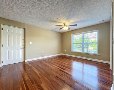 2065 Dixie Belle Drive - Photo Thumbnail 9