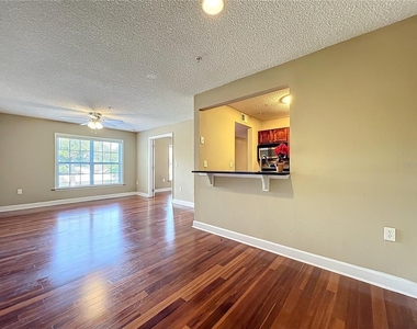 2065 Dixie Belle Drive - Photo Thumbnail 6
