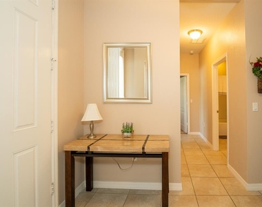4952 Pall Mall Street E - Photo Thumbnail 3