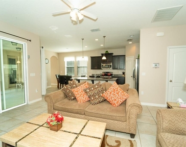 4952 Pall Mall Street E - Photo Thumbnail 9
