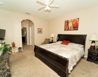 4952 Pall Mall Street E - Photo Thumbnail 13