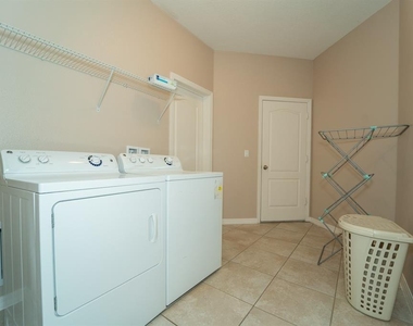 4952 Pall Mall Street E - Photo Thumbnail 23