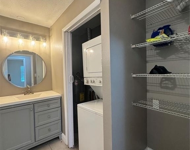 932 Buccaneer Drive - Photo Thumbnail 6