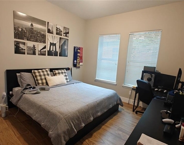 7960 Nemours Parkway - Photo Thumbnail 19
