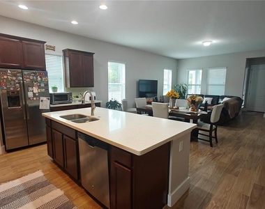 7960 Nemours Parkway - Photo Thumbnail 5