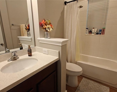 7960 Nemours Parkway - Photo Thumbnail 21