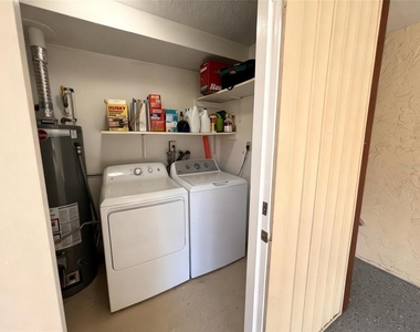 5115 Gateway Avenue - Photo Thumbnail 17