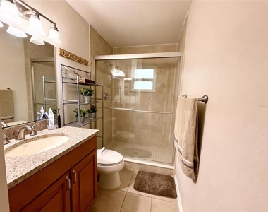 5115 Gateway Avenue - Photo Thumbnail 15