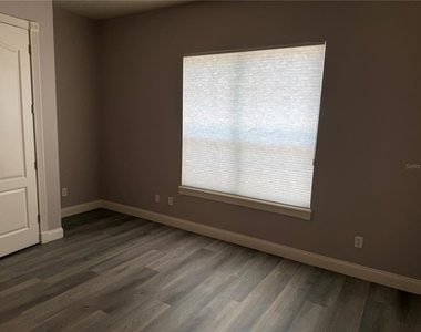 2821 E Central Boulevard - Photo Thumbnail 12
