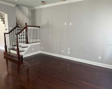2821 E Central Boulevard - Photo Thumbnail 5