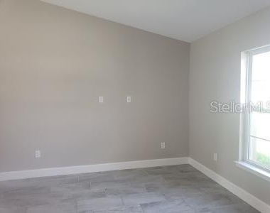 14709 Sw 46 Court - Photo Thumbnail 4