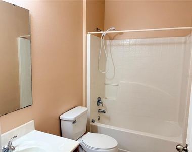 619 Kermarah Avenue - Photo Thumbnail 8