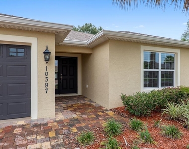 10397 Silver Maple Avenue - Photo Thumbnail 1