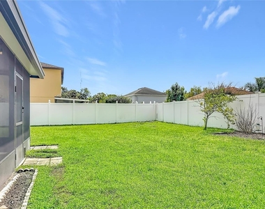 33 Timbercreek Pines Circle - Photo Thumbnail 47