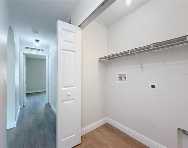 33 Timbercreek Pines Circle - Photo Thumbnail 42