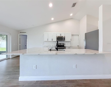 33 Timbercreek Pines Circle - Photo Thumbnail 20