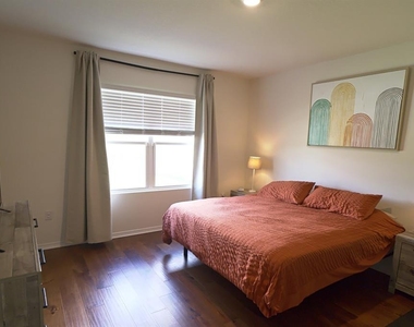 5667 Anders Way - Photo Thumbnail 12