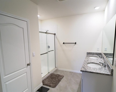 5667 Anders Way - Photo Thumbnail 14