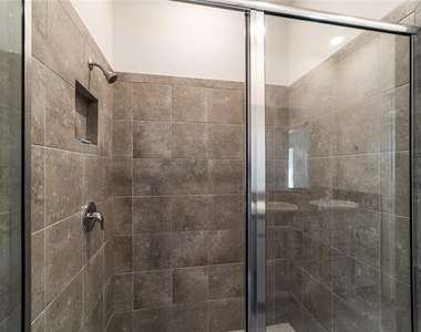 5358 Nw 48th Place - Photo Thumbnail 22