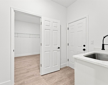 286 W Bolero Place - Photo Thumbnail 25