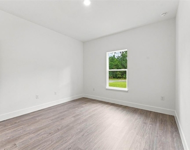 286 W Bolero Place - Photo Thumbnail 17