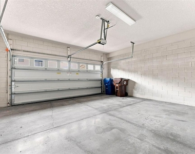 2573 Folio Way - Photo Thumbnail 18