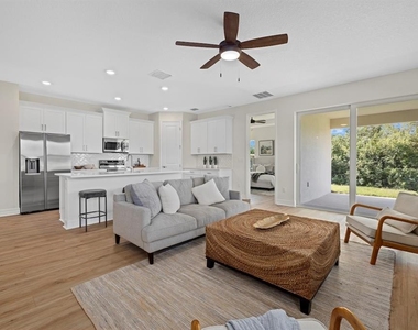 1486 Ardisia Street - Photo Thumbnail 11
