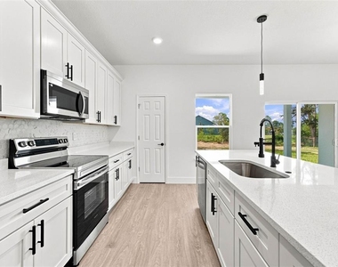 143 W Gondolier Place - Photo Thumbnail 15