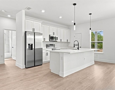 143 W Gondolier Place - Photo Thumbnail 14
