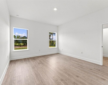 143 W Gondolier Place - Photo Thumbnail 34