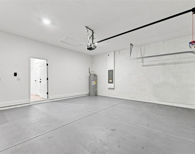 143 W Gondolier Place - Photo Thumbnail 43