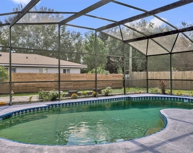 274 N Ranger Boulevard - Photo Thumbnail 21