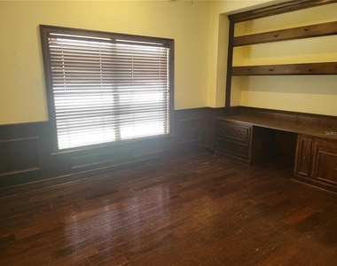 1188 Foxforrest Circle - Photo Thumbnail 7