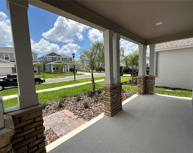 2892 Armstrong Avenue - Photo Thumbnail 2