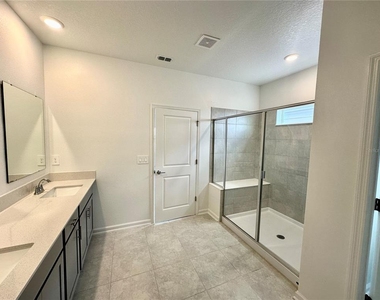 2892 Armstrong Avenue - Photo Thumbnail 22