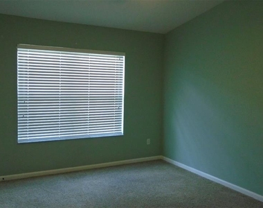 2577 Galliano Circle - Photo Thumbnail 6