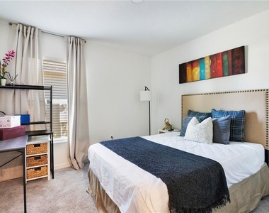 9231 Westside Hills Drive - Photo Thumbnail 17