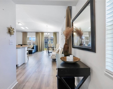 9231 Westside Hills Drive - Photo Thumbnail 3