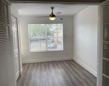 822 Camargo Way - Photo Thumbnail 4