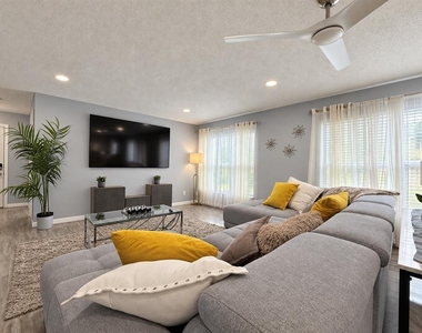 4440 Bleasdale Avenue - Photo Thumbnail 3