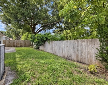 4440 Bleasdale Avenue - Photo Thumbnail 17