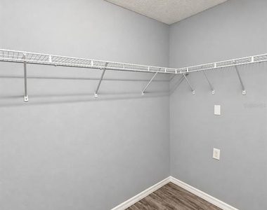 4440 Bleasdale Avenue - Photo Thumbnail 8