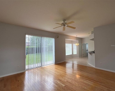 1831 Abbots Hill Drive - Photo Thumbnail 4