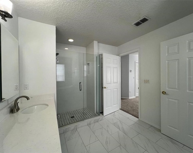 1831 Abbots Hill Drive - Photo Thumbnail 12