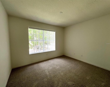 1831 Abbots Hill Drive - Photo Thumbnail 17